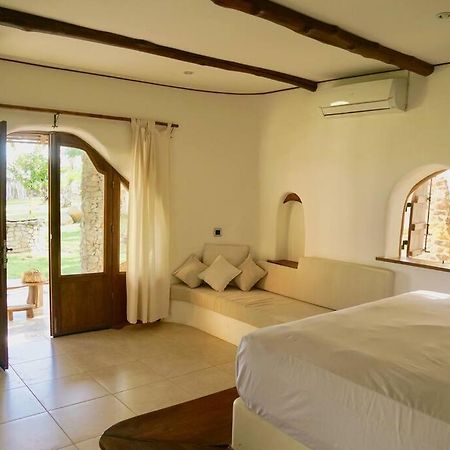 Beach-Front Sumbawa Surf House Lemonga Esterno foto